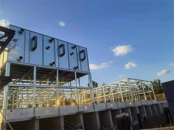 選擇玻璃鋼冷卻塔填料時應考慮哪幾方面?(璧山方形無填料玻璃鋼冷卻塔設