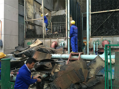 冷卻塔的特點及工作原理(冷卻塔的模板用什么材料做成的)